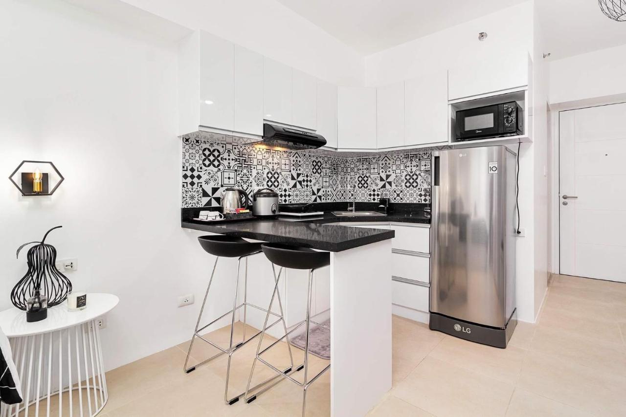 Desna By J&J Homes At Avida Towers Riala T3 Себу Экстерьер фото
